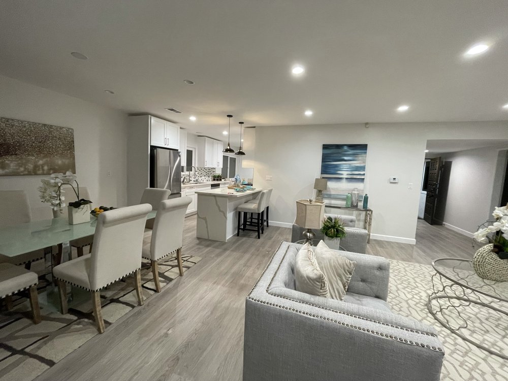 Slide of Lions Investment Group