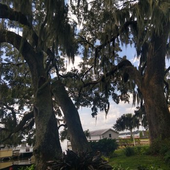Lakeside Inn - Hotels Near Me - Mount Dora, Florida Lakeside Inn - Hotels Near Me - Mount Dora, Florida