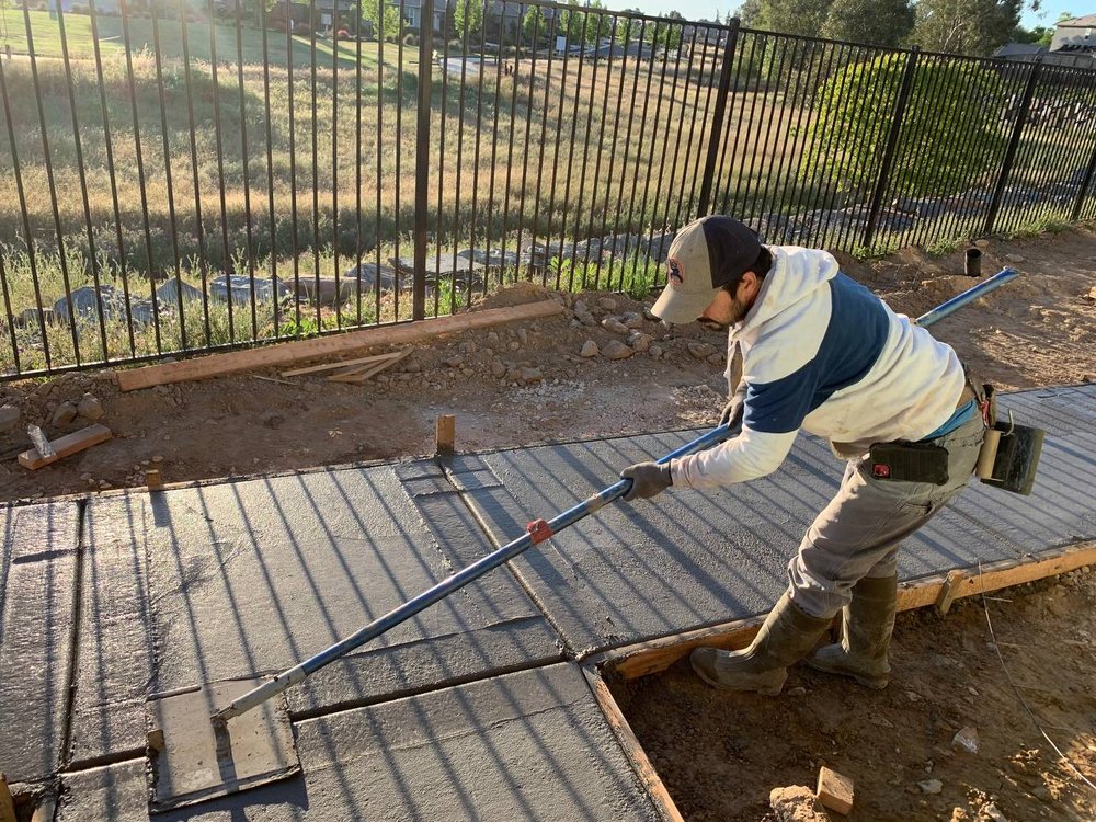 Slide of R and G Construction and  Engineering