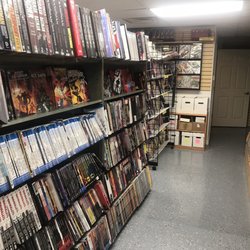 Madness Comics And Game - Inside comic shop