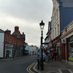 The Magpie Inn - Street view