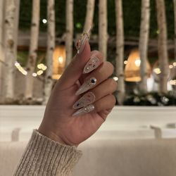 Astra Nails & Spa