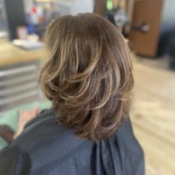 Hailey Big Hair - Highlight, lowlight and layered haircut