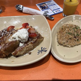 Snooze, an A.M. Eatery - Bread pudding French toast & chicken sausage - Breakfast & Brunch Near Me - Dunwoody, Georgia Snooze, an A.M. Eatery - Bread pudding French toast & chicken sausage - Breakfast & Brunch Near Me - Dunwoody, Georgia