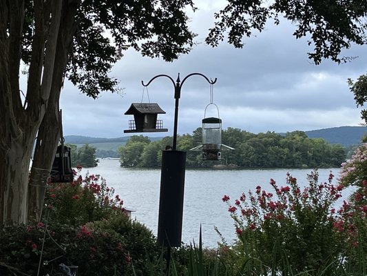 Lookout Point Lakeside Inn by null