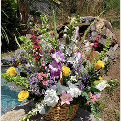 La Mesa Florist - Special Order last minute - knocked it out of the park!!!