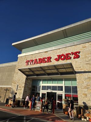 TRADER JOE’S - Updated February 2026 - 395 Photos & 270 Reviews - 2805