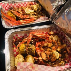 Jai's Crawfish & Snowballs