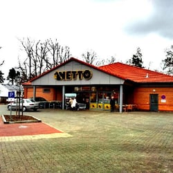 NETTO - Parkplatz und Eingang