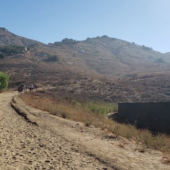 Pumpkin Rock Trail - Hiking Near Me - Norco, California