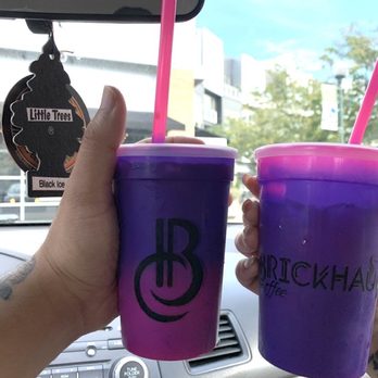 Brickhaus Coffee - Delicious iced vanilla latte - Coffee & Tea Near Me - Beaverton, Oregon