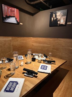 Moshi Moshi Sushi & Izakaya by null