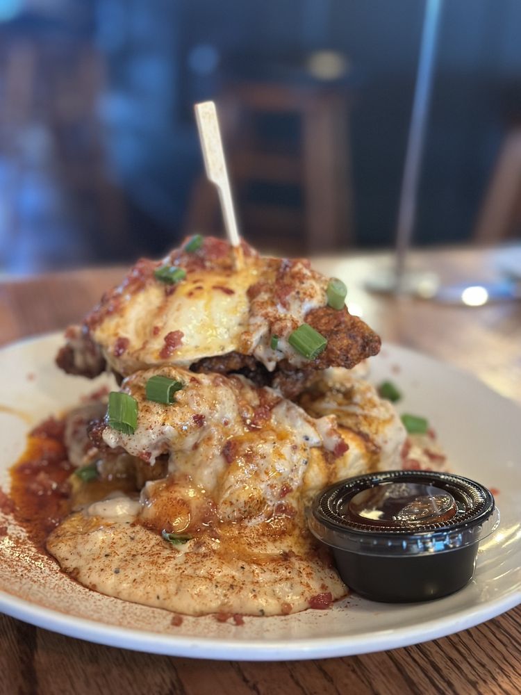 Food from The Howlin Bird