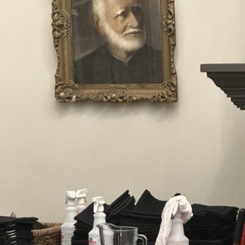 Mangia Bella - Dr Elijah McLain, original homeowner of the building, and founding father of the town Washington. - Italian Near Me - Washington, Missouri