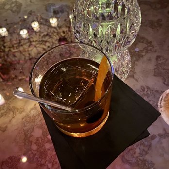 Juniper Cocktail Lounge - Old Fashioned - Cocktail Bars Near Me - Las Vegas, Nevada Juniper Cocktail Lounge - Old Fashioned - Cocktail Bars Near Me - Las Vegas, Nevada