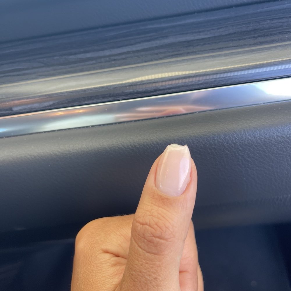 Got dip powder done yesterday for 42$ and my thumb nail already broke. It's been less than 24 hours. Very frustrating and disappointed :( Got dip powder done yesterday for 42$ and my thumb nail already broke. It's been less than 24 hours. Very frustrating and disappointed :(