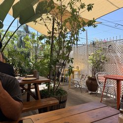 Delia's Restaurant - Outside patio