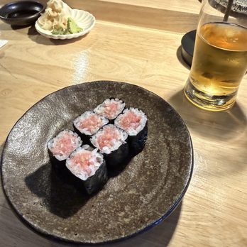 Sushi Bar Tetsuya - Tuna roll - Sushi Bars Near Me - Los Angeles, California