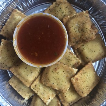 Freddy's Pizzeria - The best fried raviolis - Pizza Near Me - Whitestone, New York