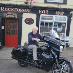 Rock Forest Bar - Mike on my 2025 street glide ultra. Rockforest is always a good time.