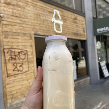 Plentea - Sea Salt Cream Oolong Tea with Honey Tapioca at Plentea in San Francisco. - Tea Rooms Near Me - San Francisco, California Plentea - Sea Salt Cream Oolong Tea with Honey Tapioca at Plentea in San Francisco. - Tea Rooms Near Me - San Francisco, California