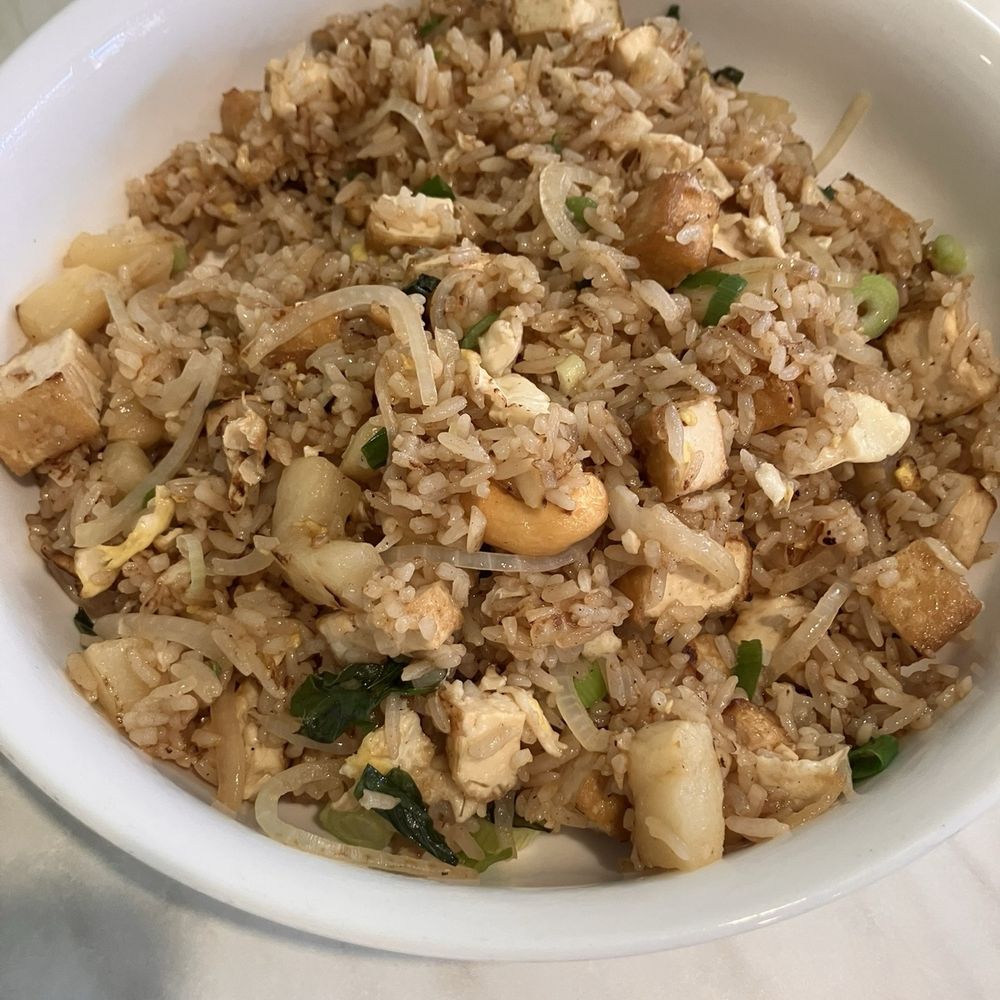The LA Squared Vietnamese Restaurant - Pineapple THAI FRIED RICE - Vietnamese Near Me - Harrisburg, Pennsylvania