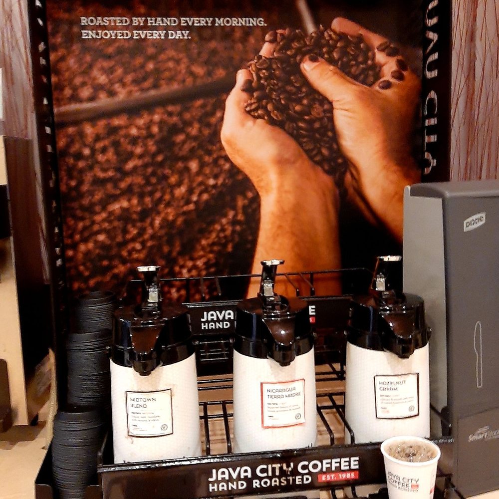 Cafe Charles - Hot coffee in pumpers - Brasseries Near Me - Dallas, Texas