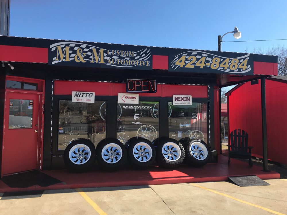 M & M CUSTOM AUTOMOTIVE 991 Mill St, Pulaski, Tennessee Auto Repair