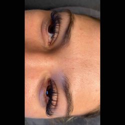AZ Lash Plug - These lashes give me life!