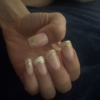 Winni Nail Spa - Nail Salons Near Me - Madison, Connecticut