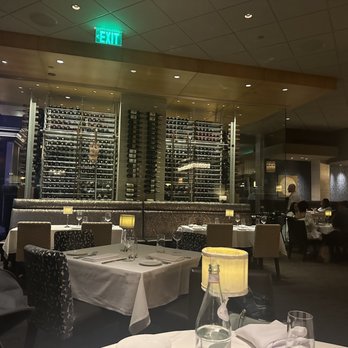 Eddie V's Prime Seafood - Seafood Near Me - Paramus, New Jersey Eddie V's Prime Seafood - Seafood Near Me - Paramus, New Jersey