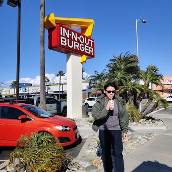 IN-N-OUT BURGER - Updated July 2025 - 1953 Photos & 2056 Reviews - 9149