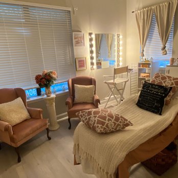 Jax Glam Room - Skin Care Near Me - Jacksonville , Florida Jax Glam Room - Skin Care Near Me - Jacksonville , Florida