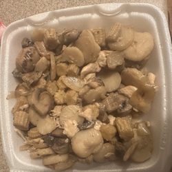 Fire Wok Express - Moo goo gai pan