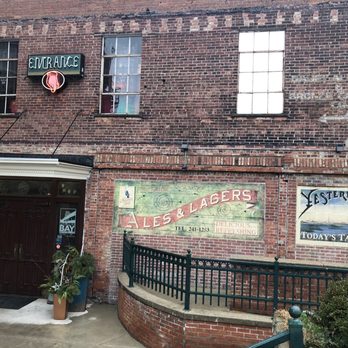 Maumee Bay Brewing - Cool entrance - Brewpubs Near Me - Toledo, Ohio Maumee Bay Brewing - Cool entrance - Brewpubs Near Me - Toledo, Ohio