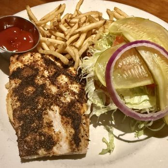 Remington's - Grilled Mahi Mahi Sandwich - American Near Me - Chicago, Illinois