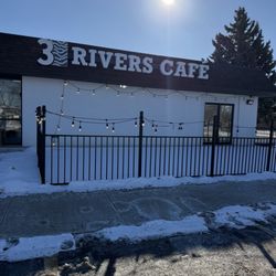 3 Rivers Café - Front view