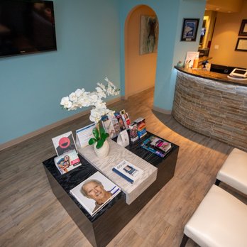 West LA Implants - Cosmetic Dentists Near Me - Los Angeles, California West LA Implants - Cosmetic Dentists Near Me - Los Angeles, California