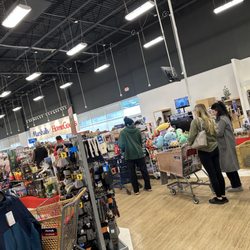 Marshalls - Crazy long line moved quickly