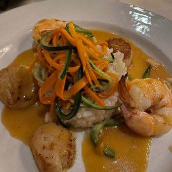 MIX Prime Steakhouse & Fish - Seared Shrimp and Scallops - Bars Near Me - Danbury, Connecticut MIX Prime Steakhouse & Fish - Seared Shrimp and Scallops - Bars Near Me - Danbury, Connecticut