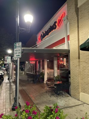 Valentino's by null