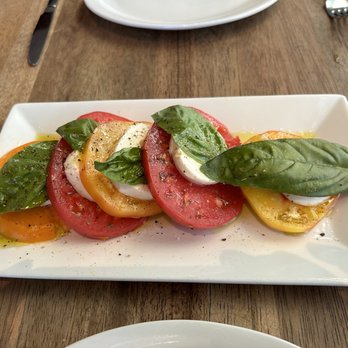 Grana - Tomato caprese - Italian Near Me - Chico, California