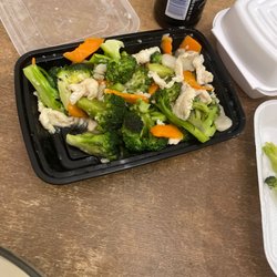 Hunan Chinese Restaurant - Chicken and broccoli Orange chicken not good either.