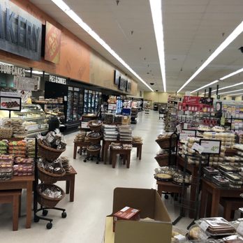 Giant Eagle - Bakery Dept - Drugstores Near Me - West Mifflin, Pennsylvania