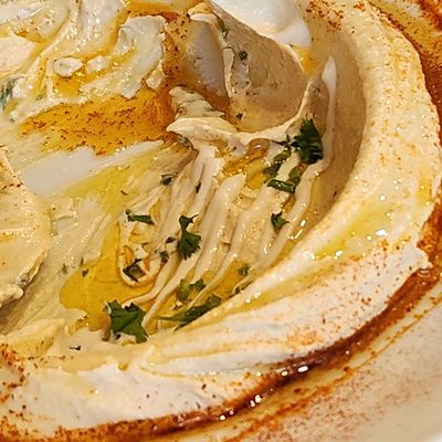 Oren's Hummus by null