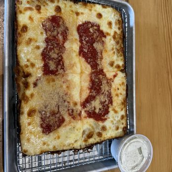 Elephant & Co. Royal Oak - Detroit style pizza and ranch - Beer Bar Near Me - Royal Oak, Michigan
