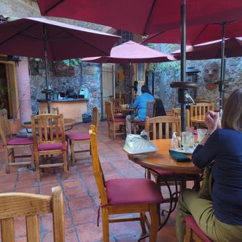 Hecho En Mexico - Great atmosphere! - Mexican Near Me - San Miguel de Allende, GUA Hecho En Mexico - Great atmosphere! - Mexican Near Me - San Miguel de Allende, GUA