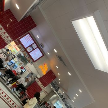 In-N-Out Burger - Burgers Near Me - Santa Ana, California