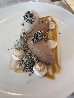 Heirloom at The St. Laurent by null
