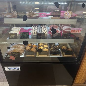 The Salty Heifer - Goodie case - Diners Near Me - Manistee, Michigan The Salty Heifer - Goodie case - Diners Near Me - Manistee, Michigan